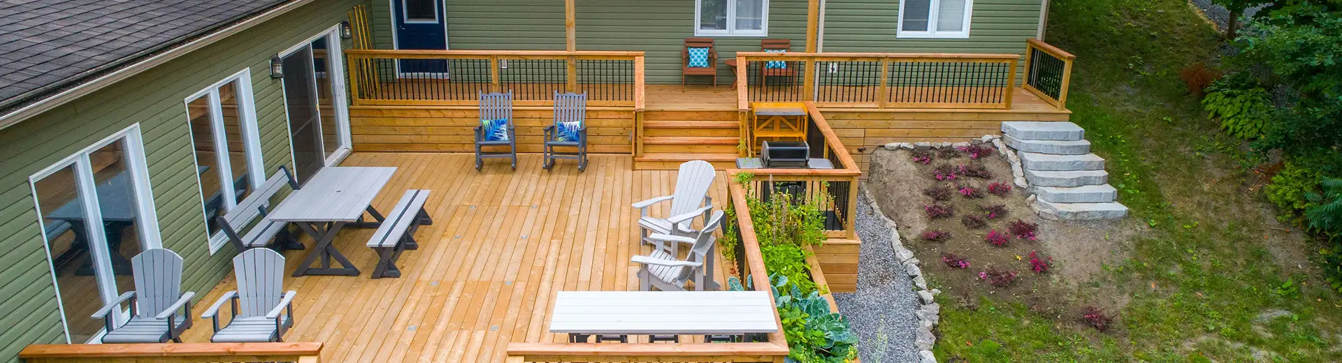 DECK, FENCE PAINTING AND STAINING​